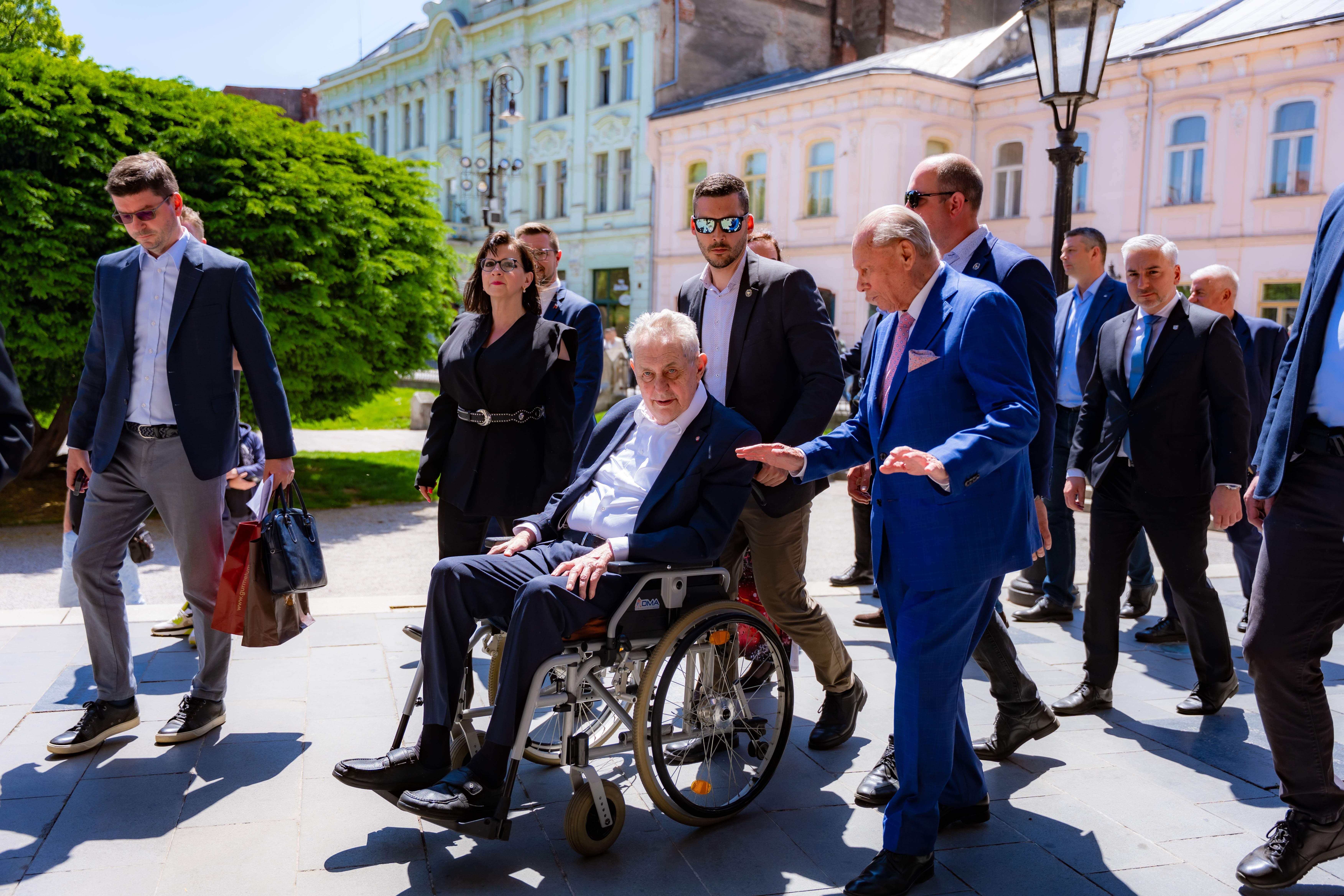 Prezident ZEMAN V Kosiciach so Schusterom -1-36